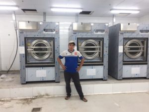 chọn máy giặt công nghiệp cứng hay mềm