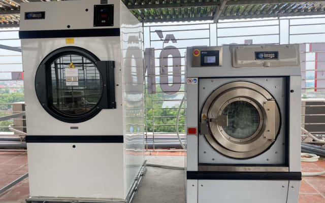 Máy giặt công nghiệp Hoà Phát