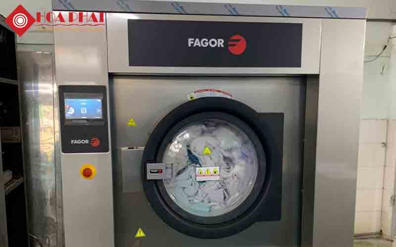 Tối ưu hóa dịch vụ khách sạn với hệ thống giặt là công nghiệp chuyên nghiệp 16 Hệ thống giặt là công nghiệp khách sạn